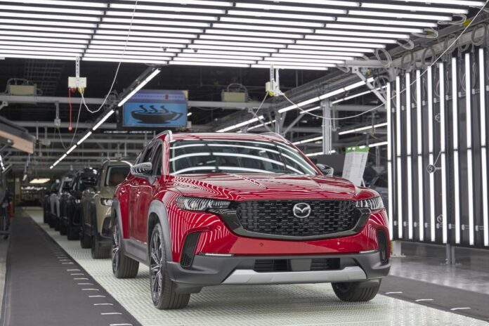 2023_Mazda_CX_50_MTM.jpg