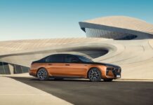 ¿Cuáles son los 10 vehículos eléctricos del 2024 que cargan con más rapidez?