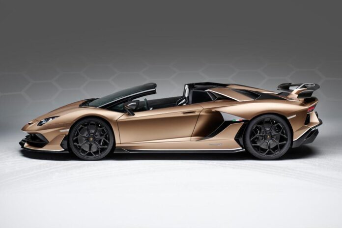 Lamborghini-Aventador-SVJ-Roadster.jpg