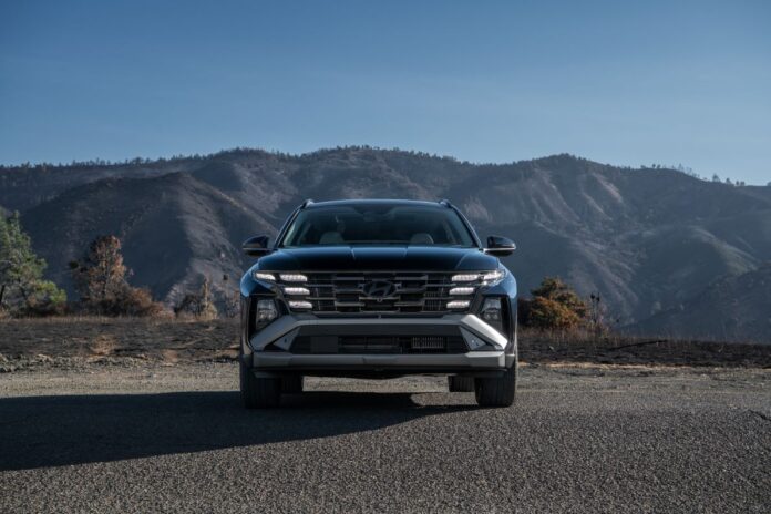 Large-63345-2025TucsonHybrid.jpg