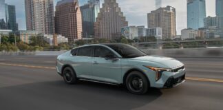 ¿Cuáles son los 5 sedanes del 2026 que los jóvenes conductores deberían considerar antes que un SUV?