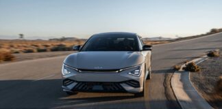 EE.UU. Fabricado en West Point, Georgia, Kia le puso precio al EV6 del 2026